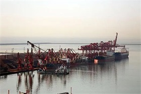 两部门：在银行信贷等业务领域开展审计报告批量查验试点